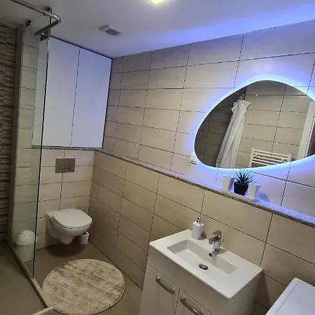 Anika Sweet At Vodno Daire